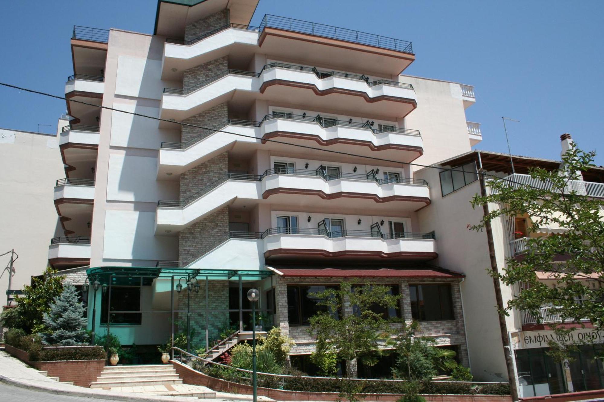 Hotel Pella Джаница Екстериор снимка