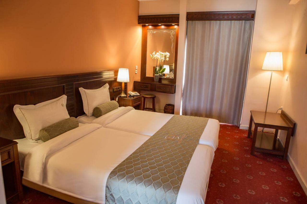 Hotel Pella Джаница Екстериор снимка
