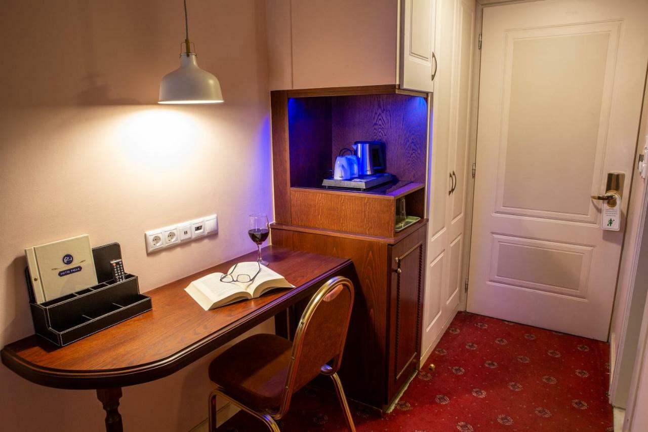 Hotel Pella Джаница Екстериор снимка