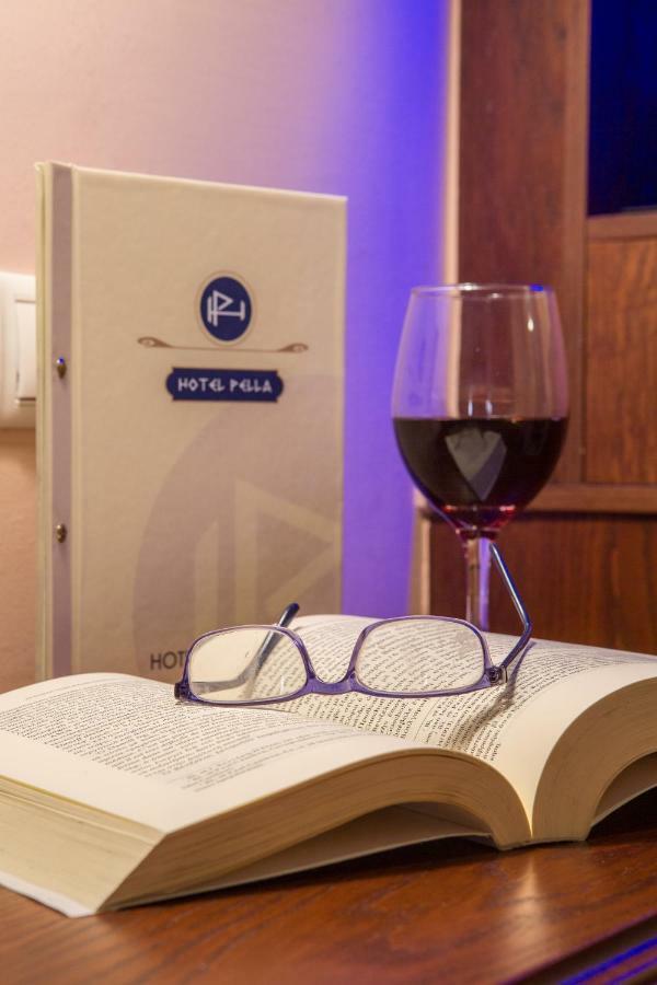Hotel Pella Джаница Екстериор снимка