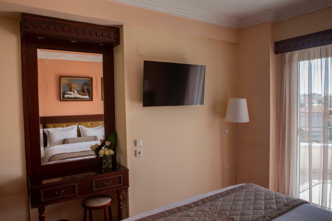 Hotel Pella Джаница Екстериор снимка