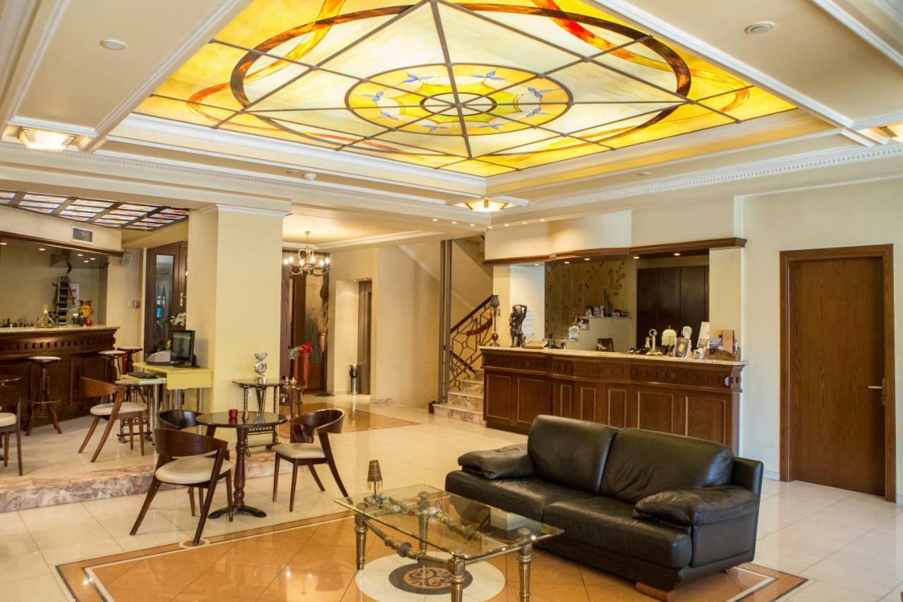Hotel Pella Джаница Екстериор снимка