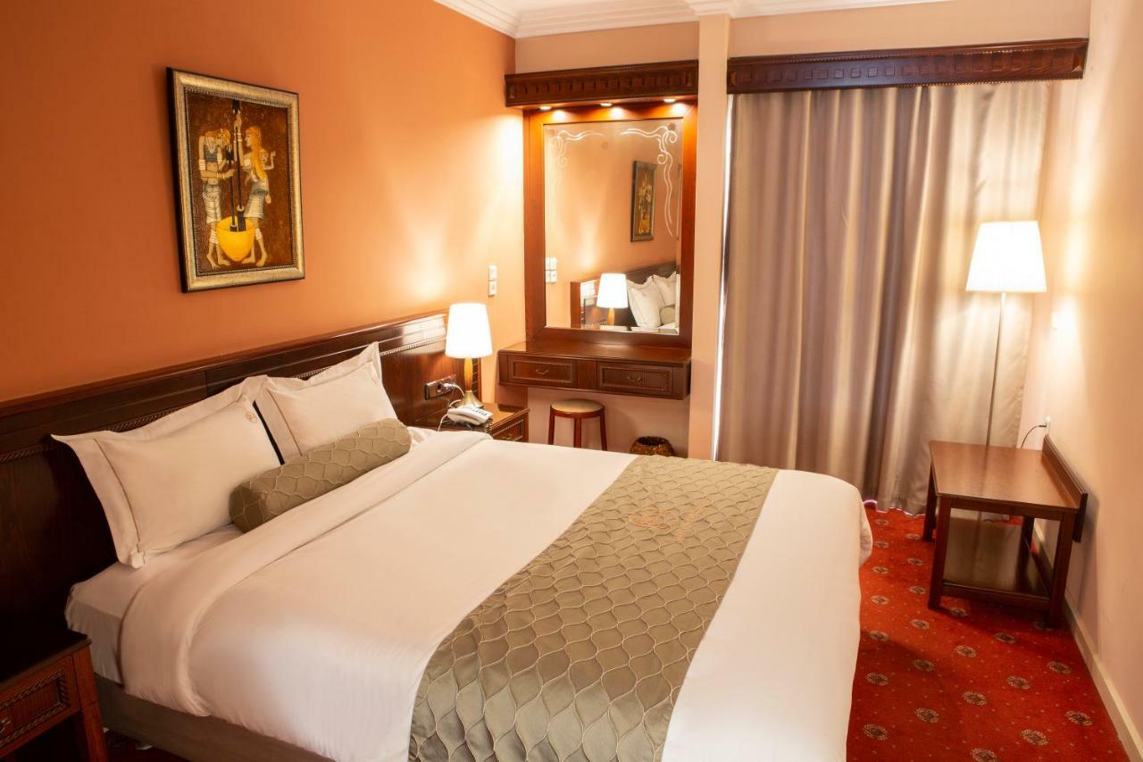 Hotel Pella Джаница Екстериор снимка